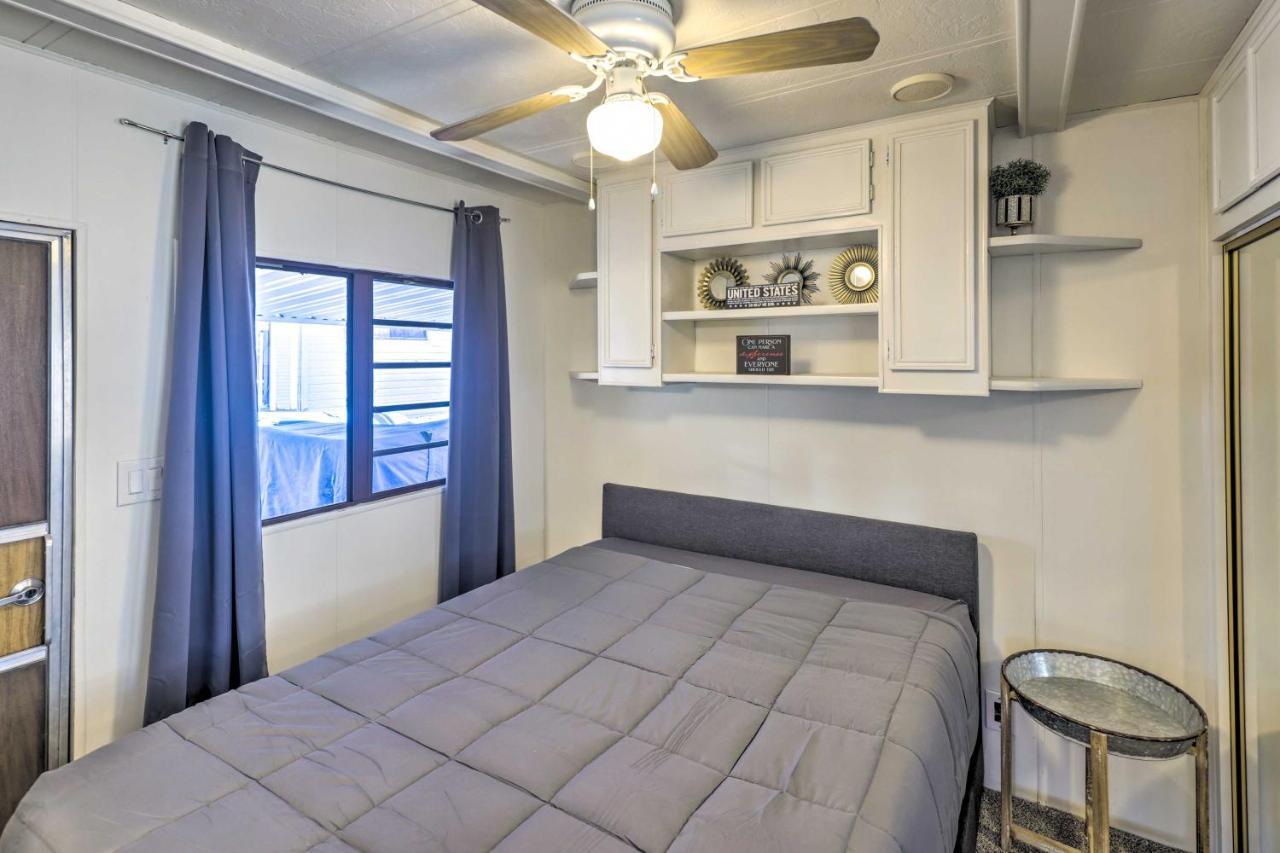 Cozy Lake Havasu City Home With Dock And Beach Access! Eksteriør bilde